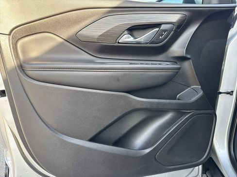 Used 2019 GMC Terrain SLT image 39