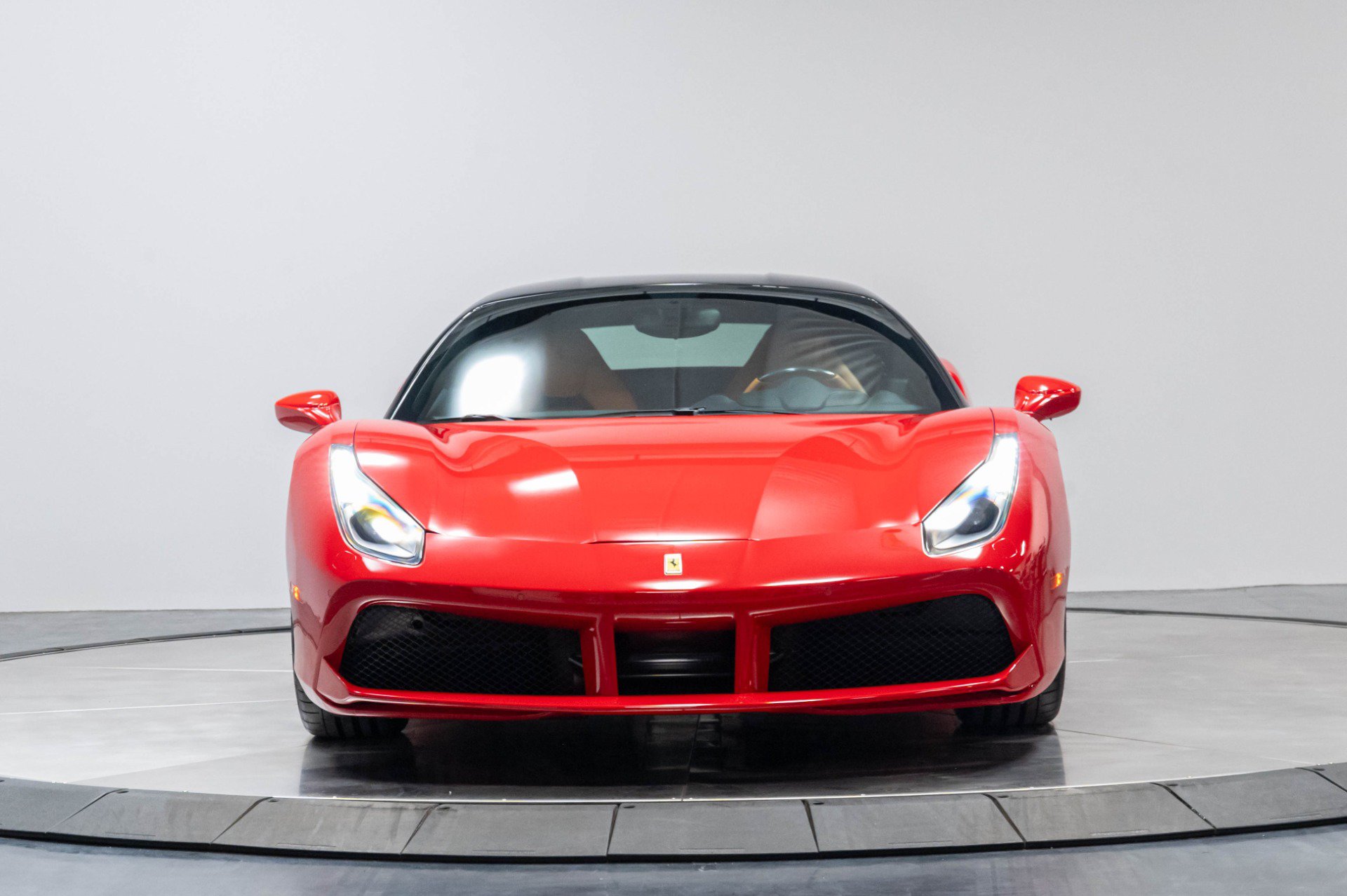 Used 2016 Ferrari 488 GTB RWD image 59