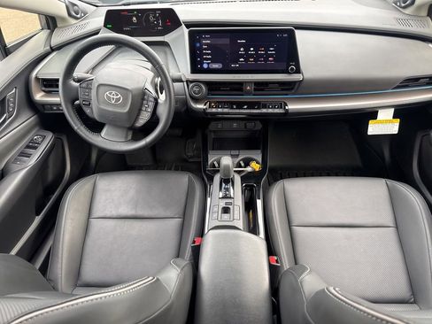Used 2024 Toyota Prius Limited image 24
