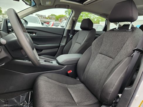 Used 2025 Honda Accord SE image 10