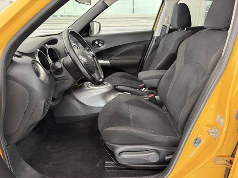 Used 2015 Nissan Juke SV w/ Technology Package AWD/4WD image 12