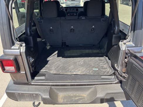 Used 2022 Jeep Wrangler Unlimited Sport S image 25