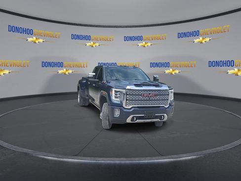 Used 2022 GMC Sierra 3500 Denali w/ Denali Ultimate Package AWD/4WD image 6