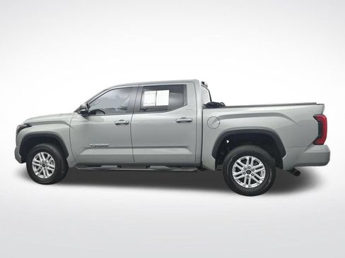 Used 2024 Toyota Tundra SR5 w/ SR5 Premium Package AWD/4WD image 10