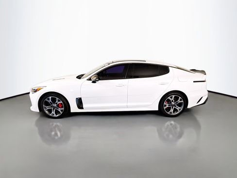 Used 2019 Kia Stinger GT2 AWD/4WD image 6