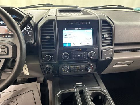 Used 2018 Ford F150 XL w/ Equipment Group 101A Mid AWD/4WD image 18