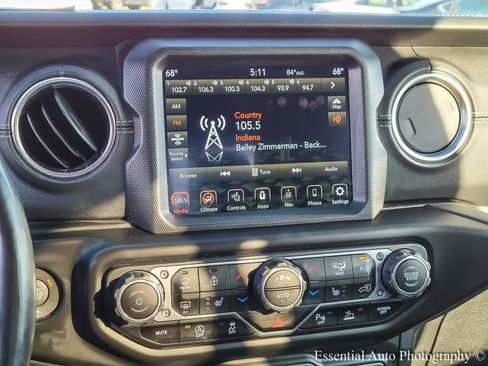 Used 2021 Jeep Gladiator Overland w/ Popular Equipment Package image 22