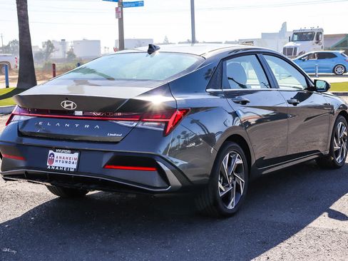 New 2025 Hyundai Elantra Limited w/ Cargo Package image 6