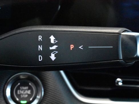 New 2026 Chevrolet Equinox LT w/ Convenience Package II image 18