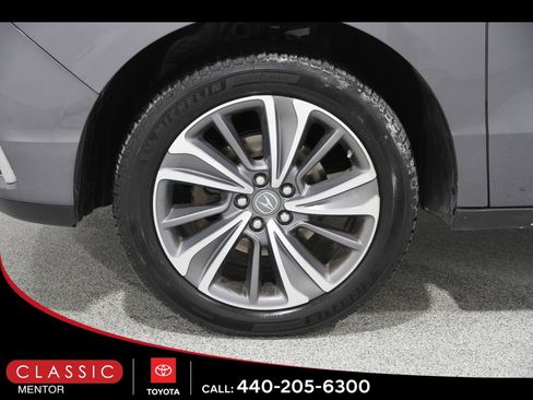 Used 2018 Acura MDX w/ Technology & Entertainment image 22