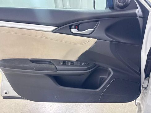 Used 2017 Honda Civic EX image 25