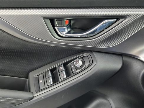 Used 2023 Subaru Impreza 2.0i Limited image 28