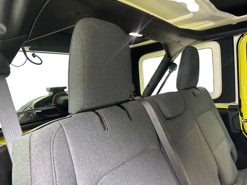 Used 2024 Jeep Wrangler Sport S image 39