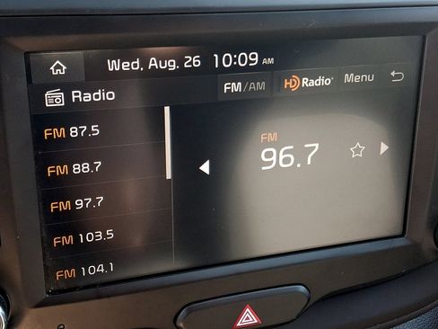 Used 2023 Kia Soul LX FWD image 18