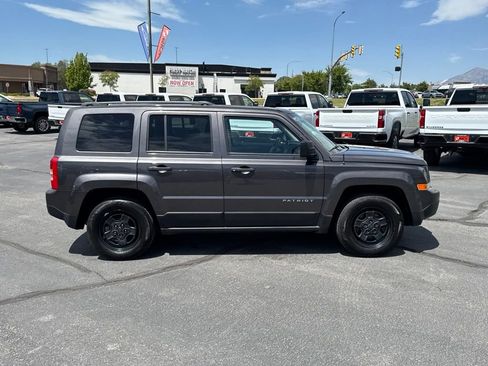Used 2016 Jeep Patriot Sport FWD image 10
