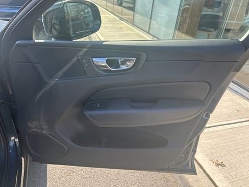 Certified 2025 Volvo XC60 B5 Plus w/ Climate Package image 14
