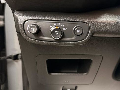 Used 2023 Chevrolet TrailBlazer RS FWD image 18