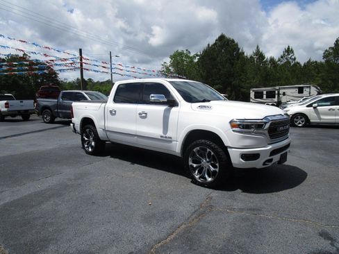 Used 2019 RAM 1500 Limited AWD/4WD image 7