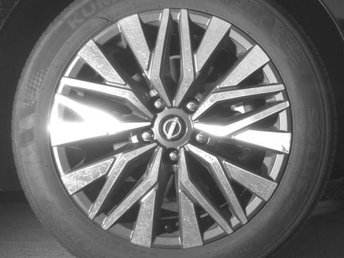 Used 2025 Nissan Altima 2.5 SV FWD image 16