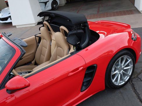 Used 2017 Porsche 718 Boxster RWD image 57