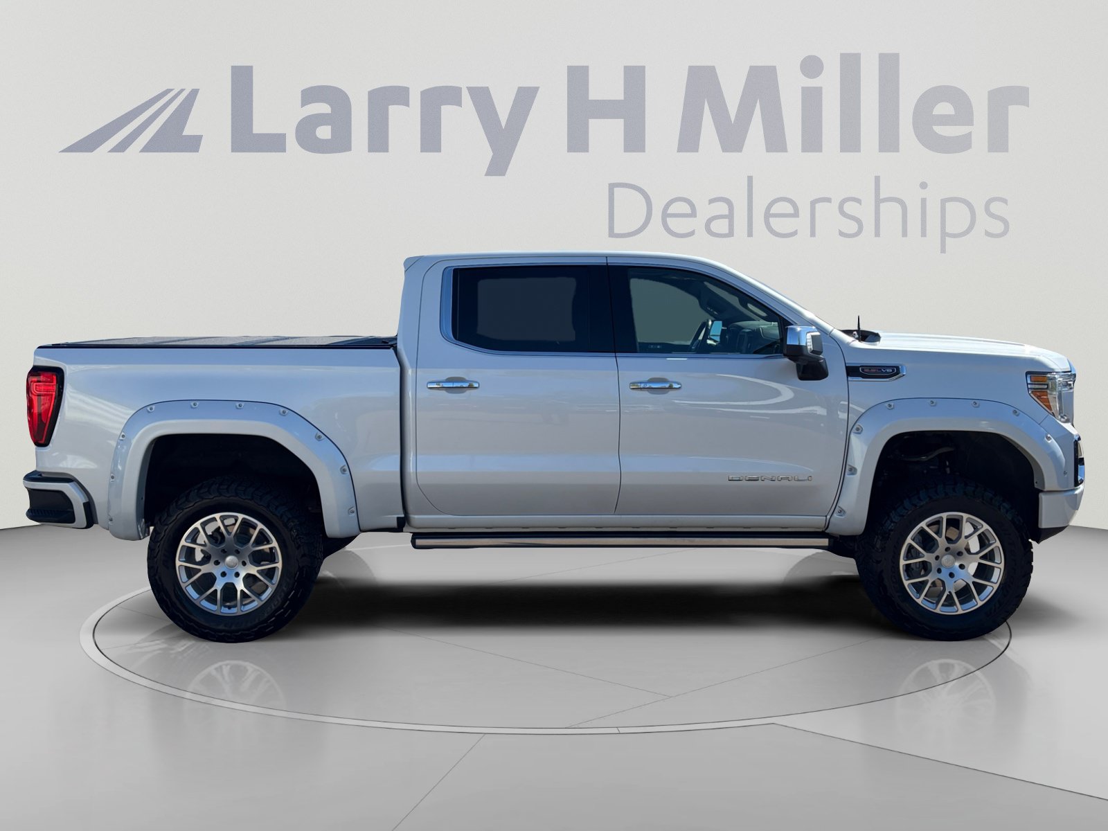 Used 2020 GMC Sierra 1500 Denali w/ Denali Ultimate Package AWD/4WD image 6
