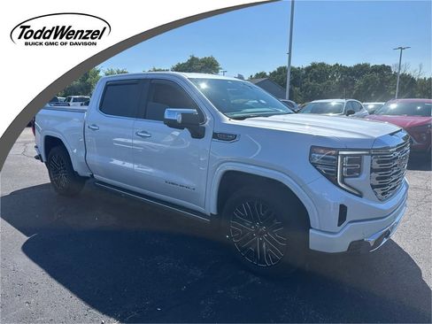 Used 2024 GMC Sierra 1500 Denali w/ Denali Reserve Package AWD/4WD image 1