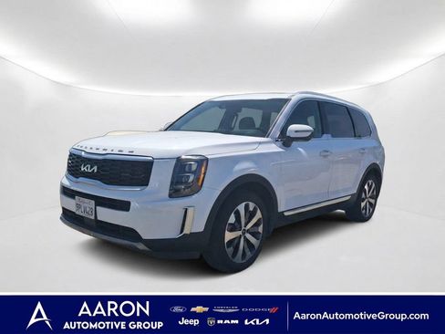 Used 2022 Kia Telluride EX w/ EX Premium Package FWD image 1