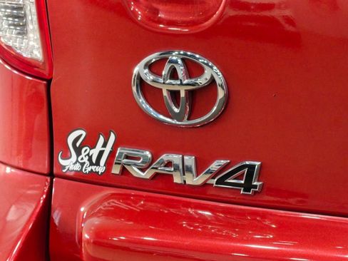 Used 2012 Toyota RAV4 4WD w/ Value Pkg image 29