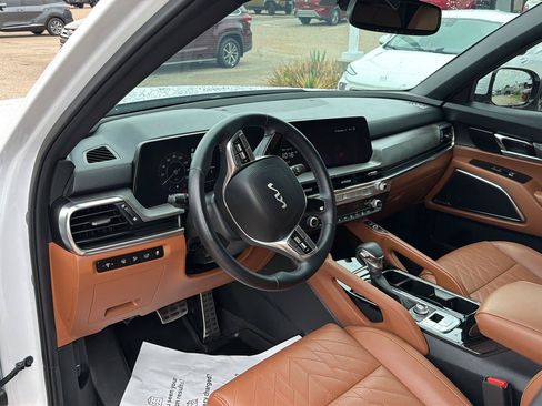Used 2024 Kia Telluride SX X-Pro AWD/4WD image 23