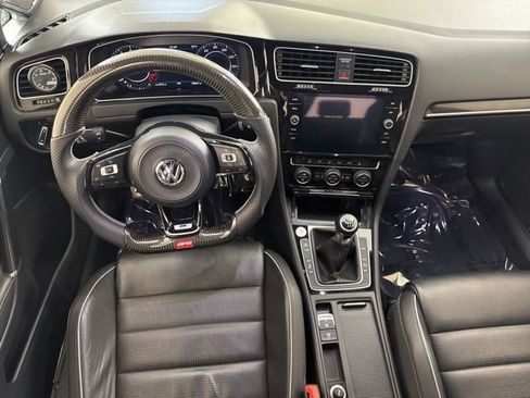 Used 2018 Volkswagen Golf R 4-Door AWD/4WD image 22