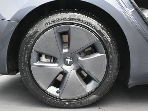 Used 2023 Tesla Model 3 Standard Range RWD image 35