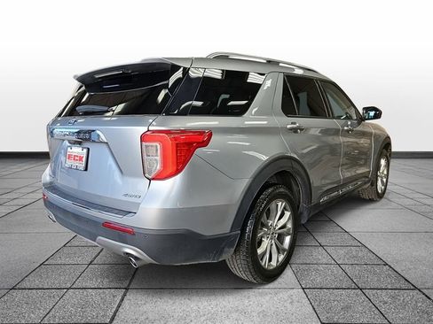 Used 2024 Ford Explorer Limited image 5