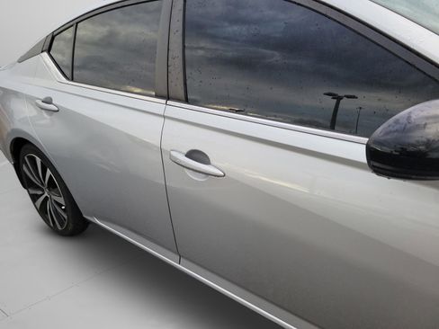 Used 2019 Nissan Altima 2.5 SR w/ SR Premium Package image 21