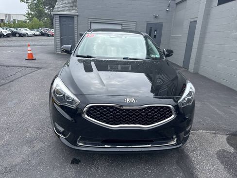 Used 2015 Kia Cadenza Premium w/ Technology Package FWD image 2