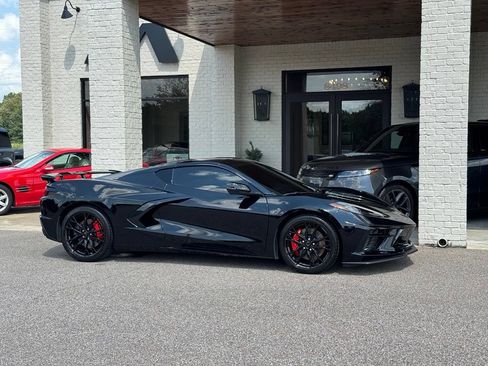 Used 2025 Chevrolet Corvette Stingray Preferred Cpe w/ Z51 Performance Package RWD image 16