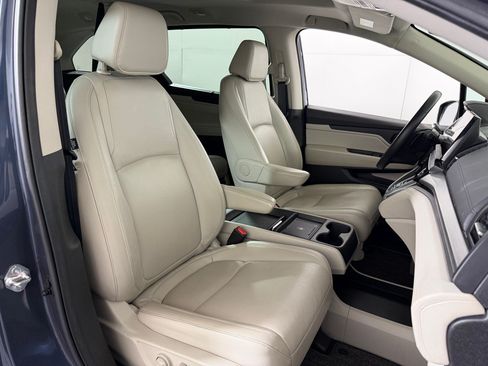 Certified 2025 Honda Odyssey EX-L image 19
