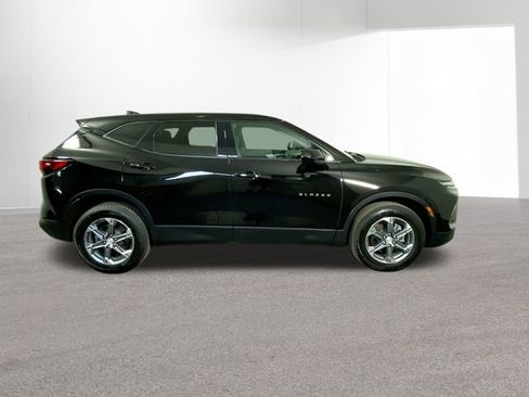 Used 2023 Chevrolet Blazer LT image 33