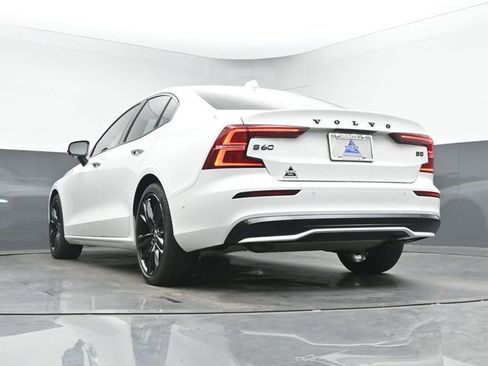 Used 2024 Volvo S60 B5 Plus w/ Climate Package FWD image 20