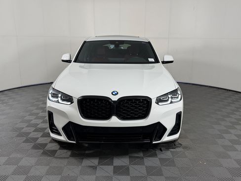 Used 2025 BMW X4 xDrive30i w/ Premium Package AWD/4WD image 6