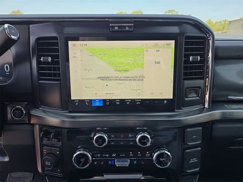 New 2025 Ford F250 Lariat w/ Black Appearance Package image 18