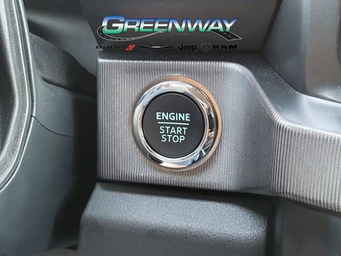 Used 2024 Ford F350 Platinum w/ FX4 Off-Road Package image 27