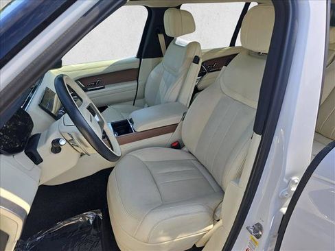 Used 2023 Land Rover Range Rover Long Wheelbase SE AWD/4WD image 15