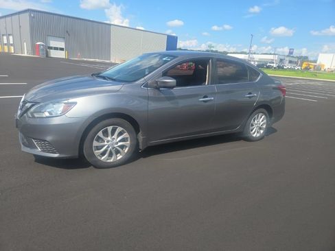 Used 2018 Nissan Sentra SV w/ All Weather Package FWD image 4