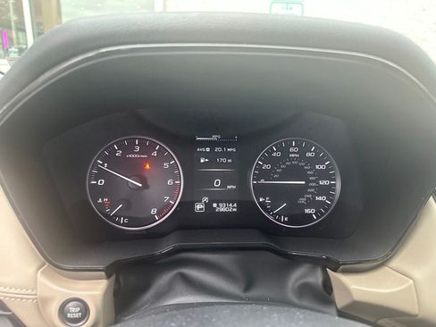 Used 2024 Subaru Outback Premium w/ Popular Package #1A AWD/4WD image 17