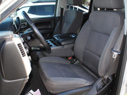 Used 2019 GMC Sierra 1500 SLE w/ SLE Value Package AWD/4WD image 13