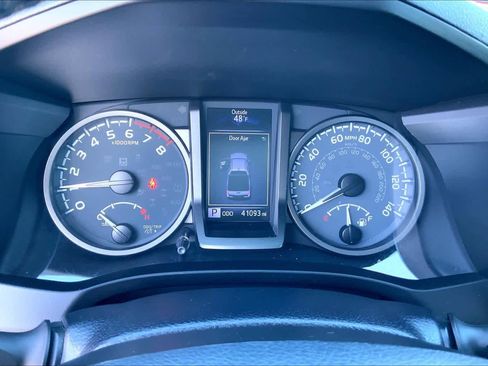 Used 2020 Toyota Tacoma TRD Pro image 25