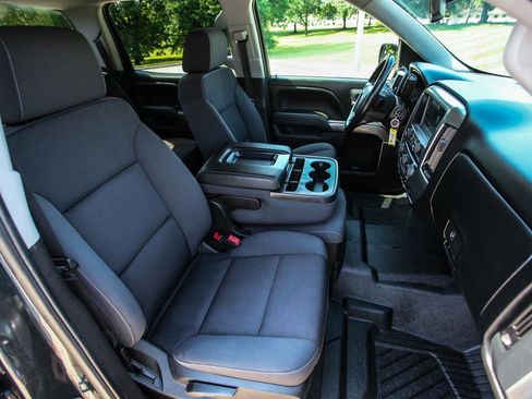 Used 2018 Chevrolet Silverado 1500 LT w/ All Star Edition image 37