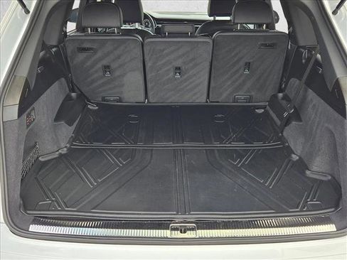 Used 2025 Audi Q7 3.0T Premium Plus w/ Premium Plus Package AWD/4WD image 6