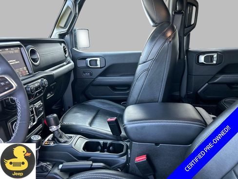 Used 2023 Jeep Wrangler Unlimited Sahara image 24