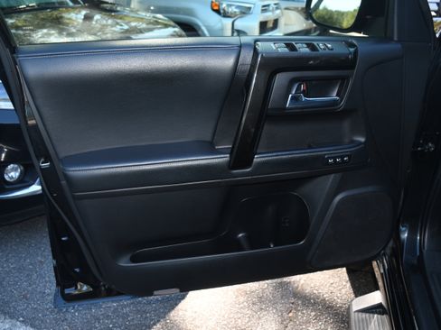 Used 2021 Toyota 4Runner Nightshade image 10